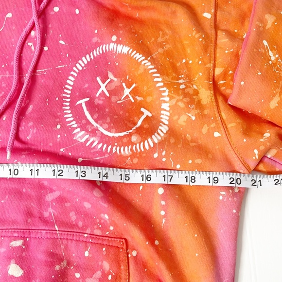 NU VINTAGE Tie-dye Smiley Hoodie. Beautiful, heavy and thick. Made in the USA - Picture 9 of 13